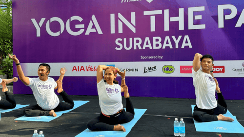 CELEBRITY FITNESS INDONESIA RAYAKAN WORLD WELLNESS WEEKEND 2024 DENGAN ACARA TAHUNAN “YOGA IN THE PARK”