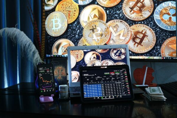 Dampak Halving Bitcoin 2024 dan Saham Miner Bitcoin yang Berpotensi Rebound