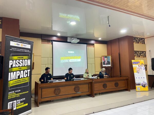 MAXY Academy Gelar “1 Day Bootcamp: Sociopreneurship Journey” dengan Universitas Negeri Solo