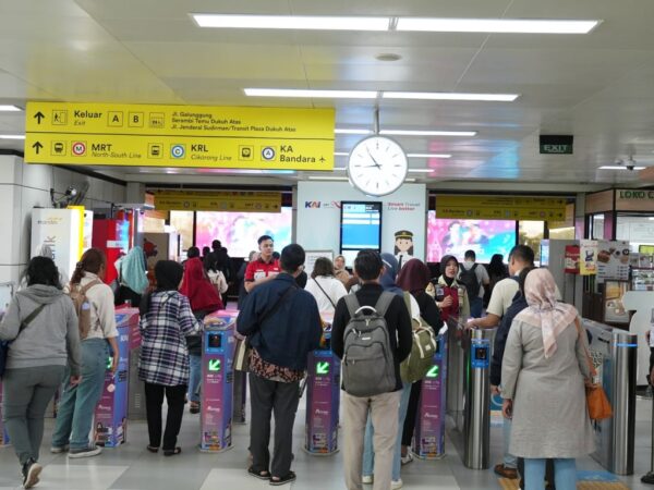 KAI Catat Kenaikan Pengguna LRT Jabodebek pada Periode 1–14 Desember 2025 Seiring Penyesuaian Pola Operasional