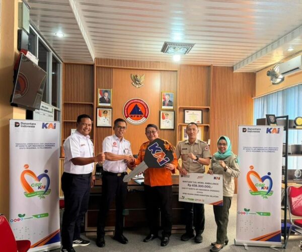 Kolaborasi Kondisi Darurat, KAI Divre III Palembang Salurkan CSR Mobil Ambulance Melalui BPBD Kabupaten Muara Enim
