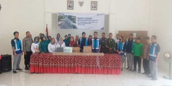 Salurkan Bantuan Sarana Lingkungan, JTT Dukung Pembangunan Berkelanjutan di Sekitar Ruas Tol Semarang