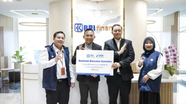 BRI Finance Tutup Tahun 2025 dengan Salurkan Donasi Korban Bencana Alam di Sumatra