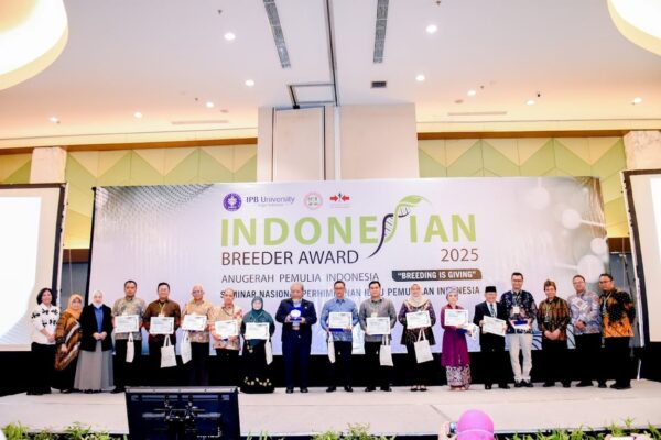 Dari RPN untuk Negeri, Peneliti Holding Perkebunan Nusantara PTPN III (Persero) Raih Penghargaan Pemulia Muda