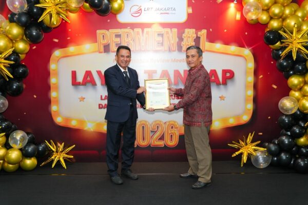 SUCOFINDO Perkuat Tata Kelola Transportasi Publik melalui Sertifikasi ISO 37001 dan ISO/IEC 27001 untuk LRT Jakarta