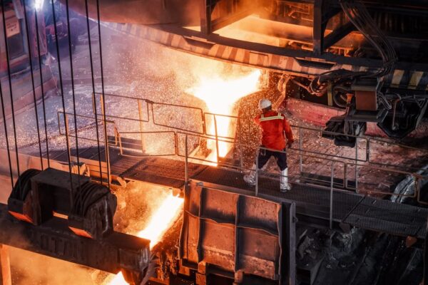 Hilirisasi Mineral dan Pengembangan Ekosistem Baterai, Pemerintah Dongkrak Pertumbuhan Ekonomi