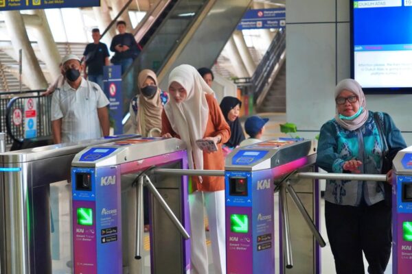 Hari Pertama WFH ASN, Pengguna LRT Jabodebek Turun 10 Persen, Layanan Tetap Optimal
