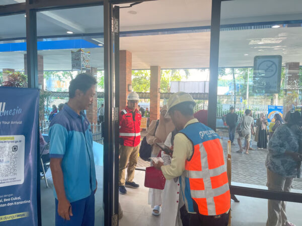 Arus Mudik & Balik Lebaran di Pelabuhan Gresik Meningkat, Layanan Pelabuhan Tetap Berjalan Lancar