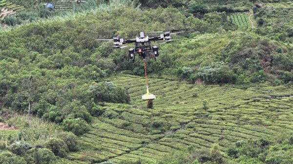 Drone Kargo DJI FlyCart 100 untuk Distribusi Logistik di Medan Ekstrem