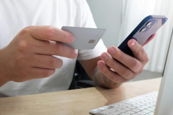 Tips Membayar Kartu Kredit Agar Tagihan Tidak Menumpuk